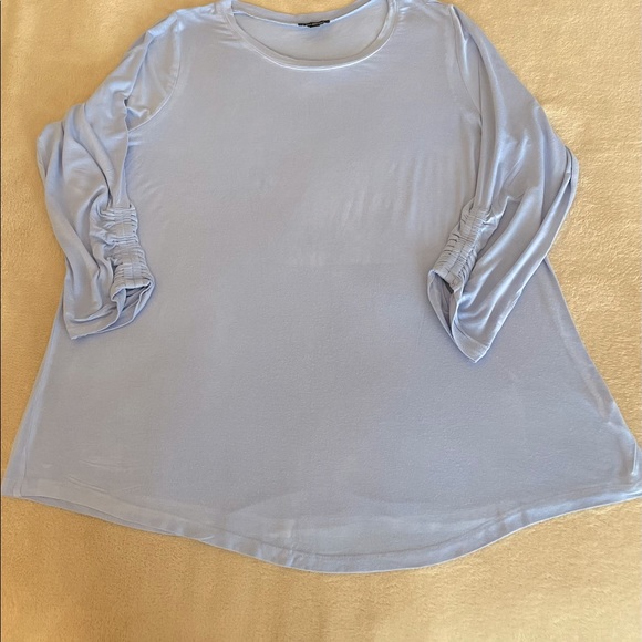 Lane Bryant Ruched Sleeve Lightweight Top - Size 18/20 - Picture 6 of 12